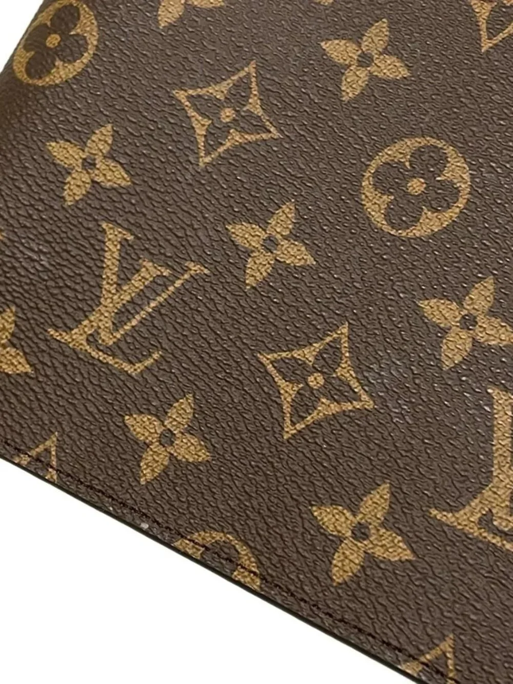 Louis Vuitton accessories	dust bag